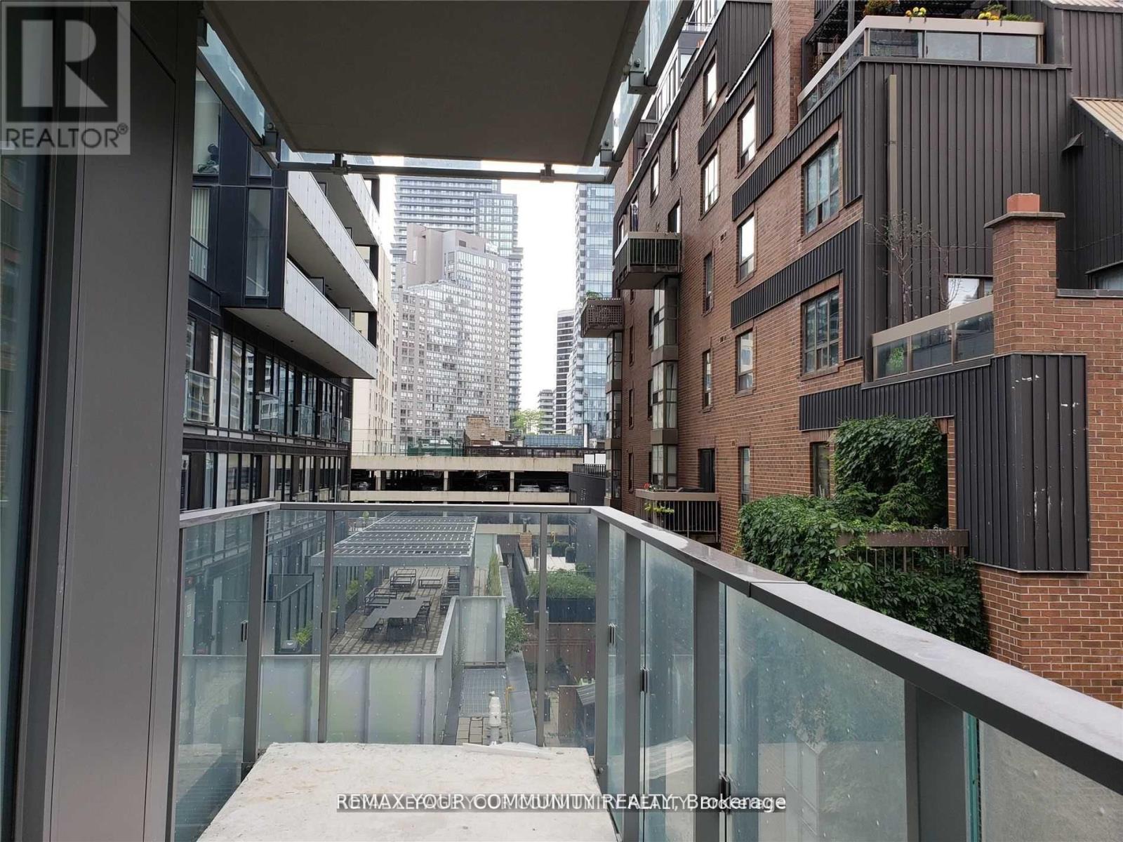#502 50 WELLESLEY STREET E - 10