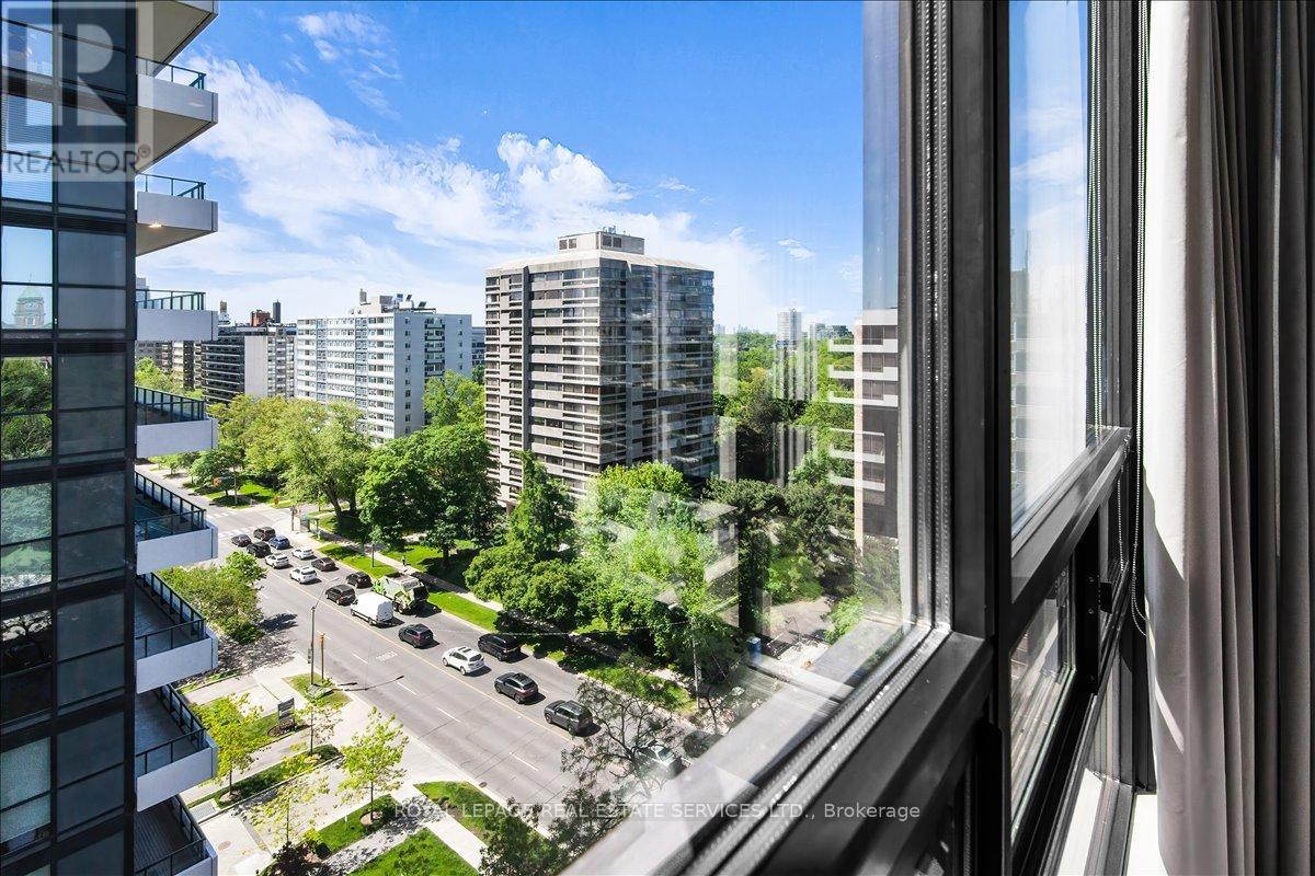 #1104 619 AVENUE ROAD - 26