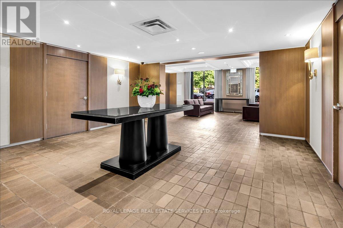 #1104 619 AVENUE ROAD - 42