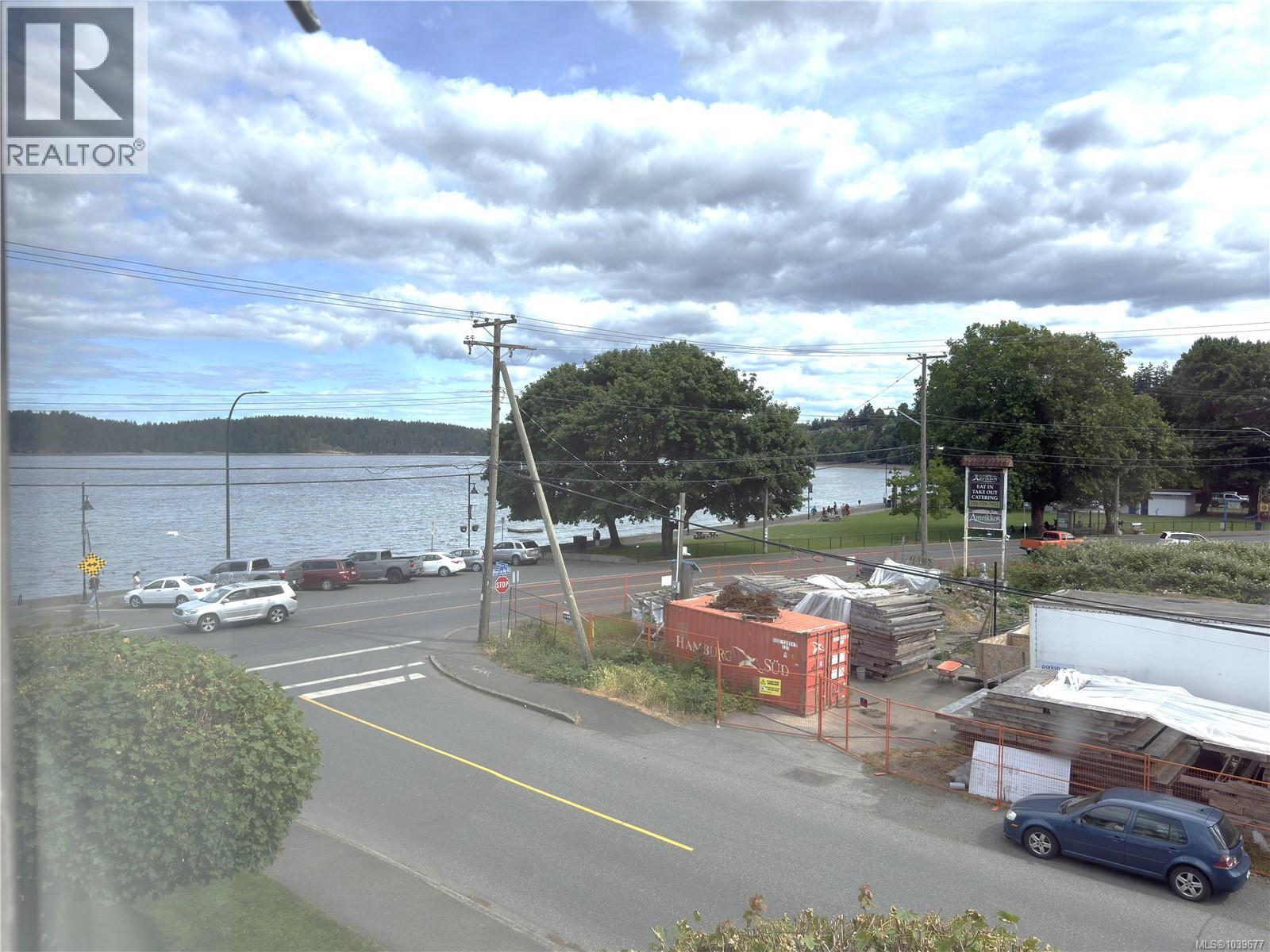 #310 2815 Departure Bay Rd - Image 2