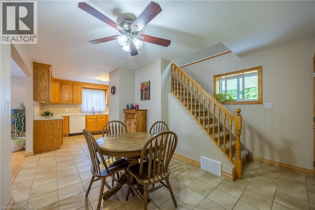 3-bedroom home for sale at 320 QUEEN Street, Delhi ON · photo 10 of 41