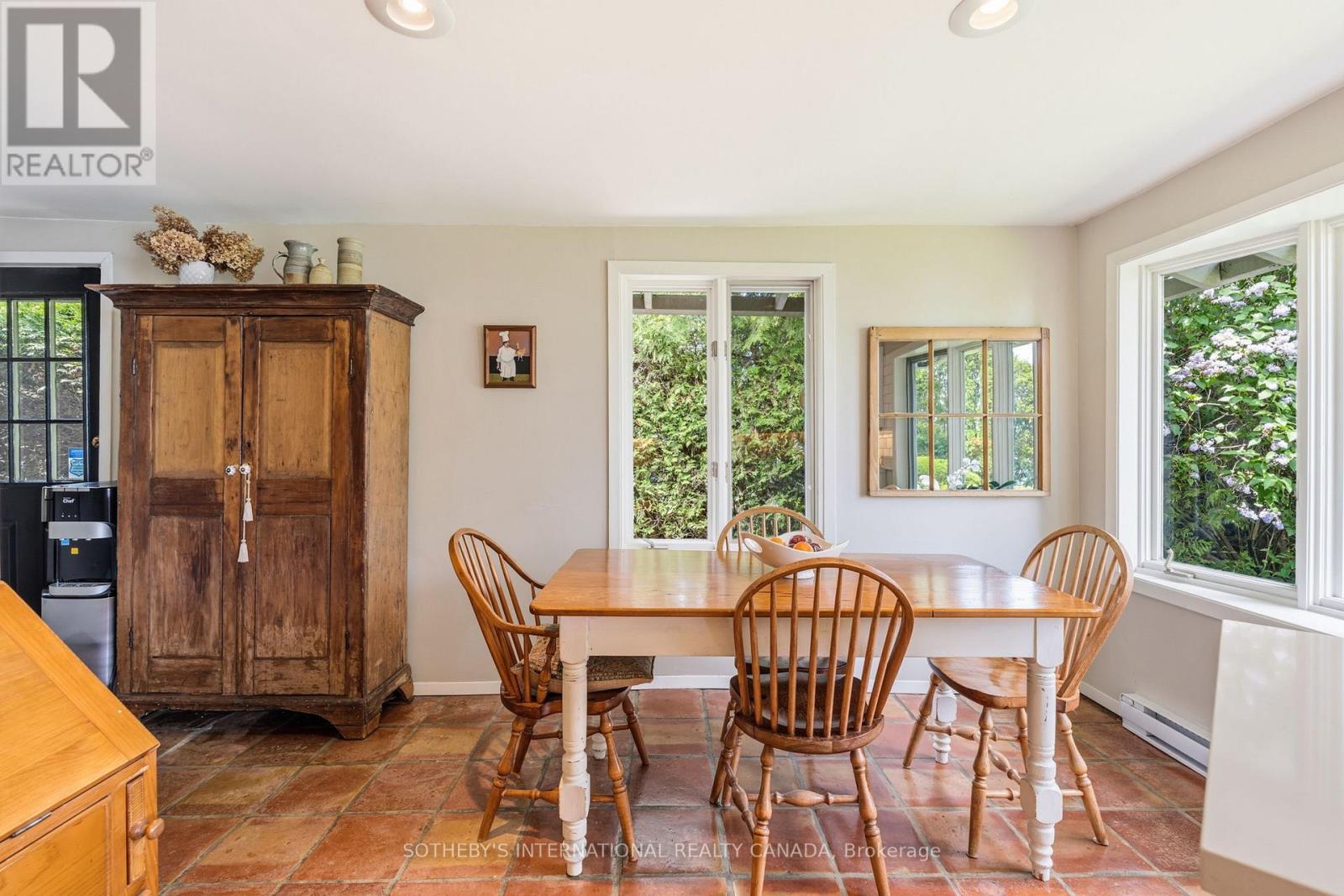 30 HEDGE ROAD - 18