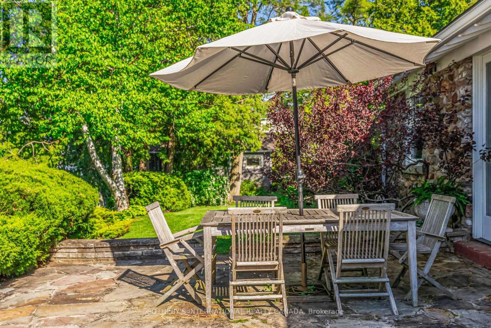 30 HEDGE ROAD - 34