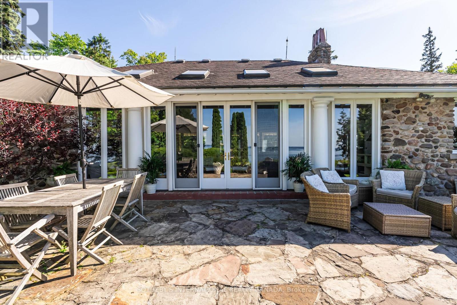 30 HEDGE ROAD - 35