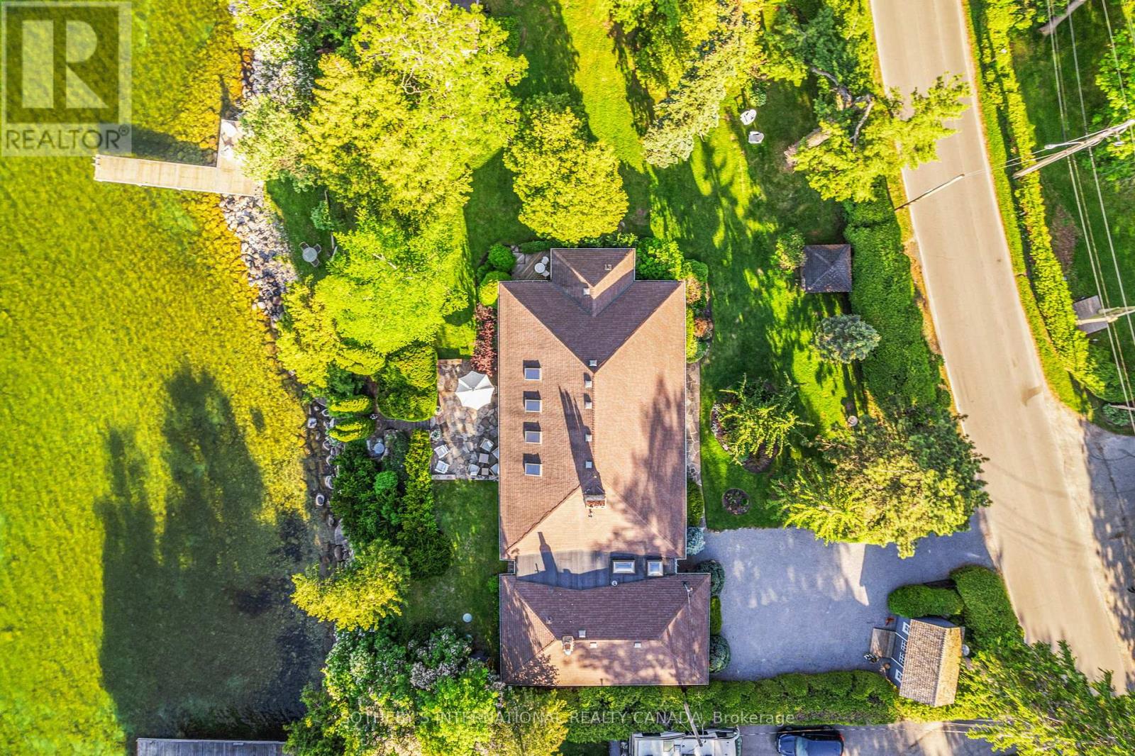 30 HEDGE ROAD - 4