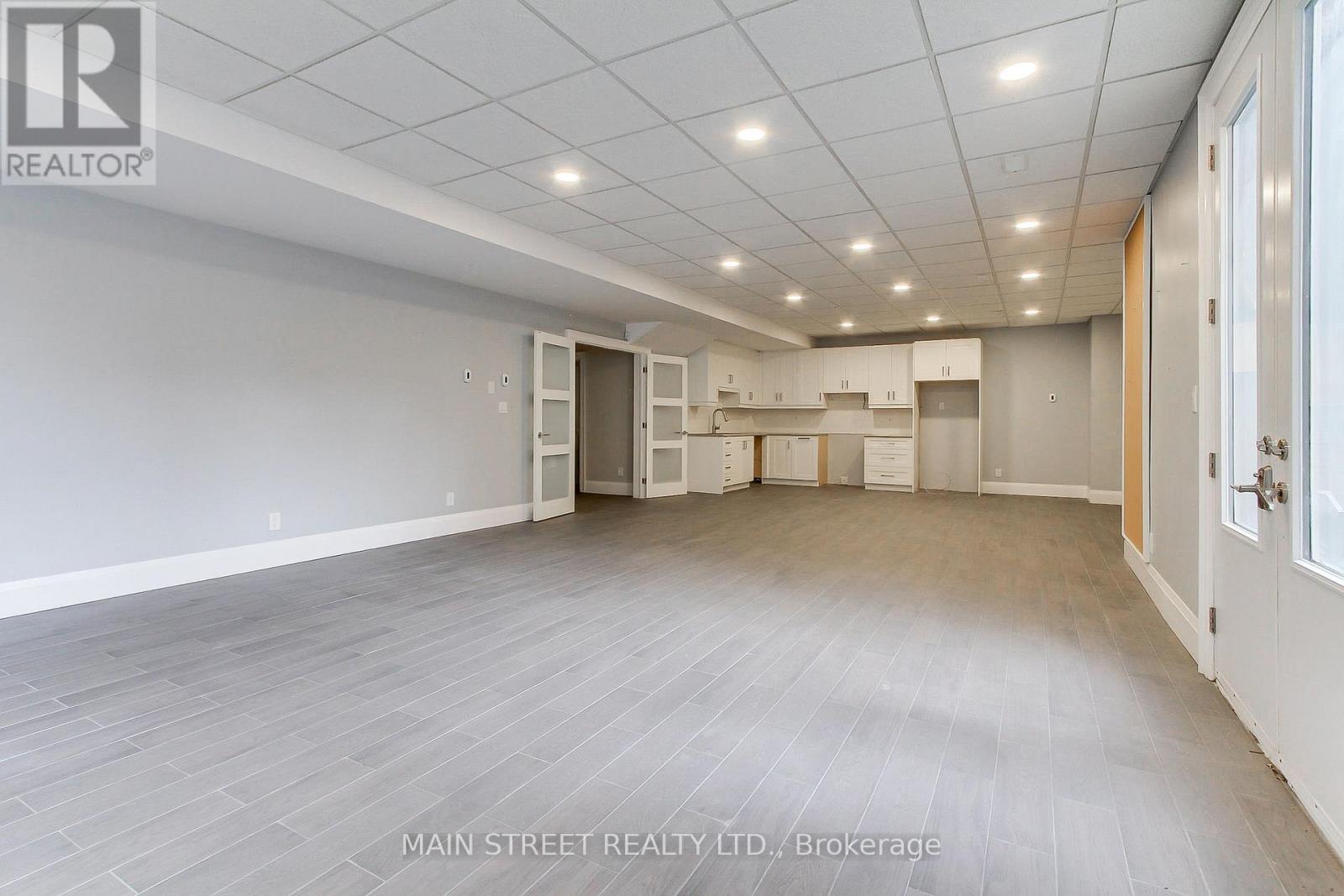 267 KING HIGH DRIVE - 42