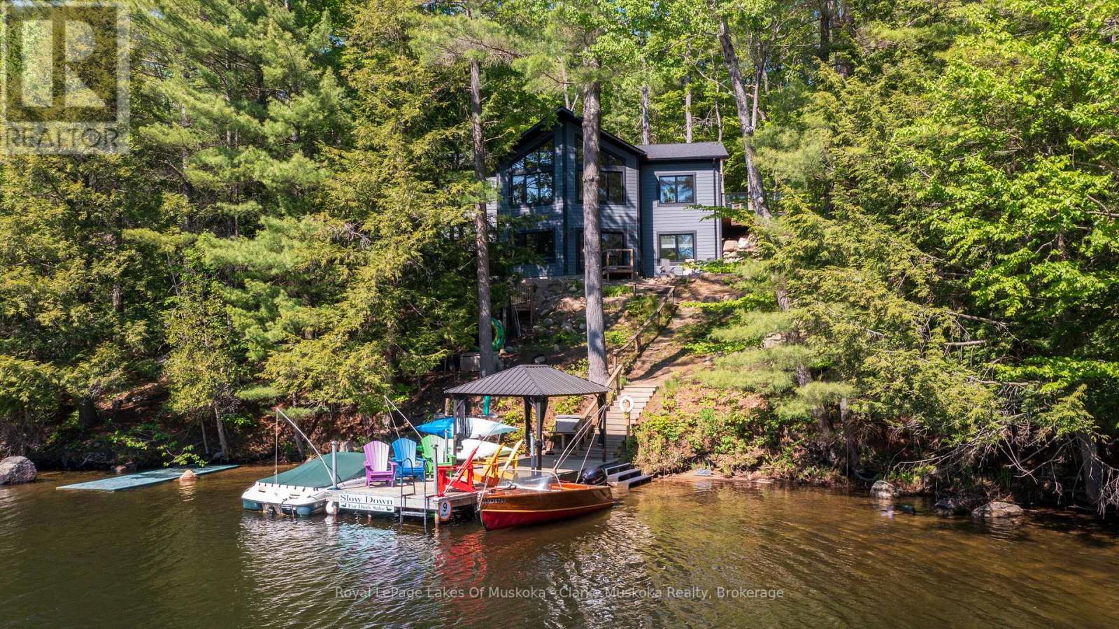 #5 1062 PENNWOOD ROAD - 1