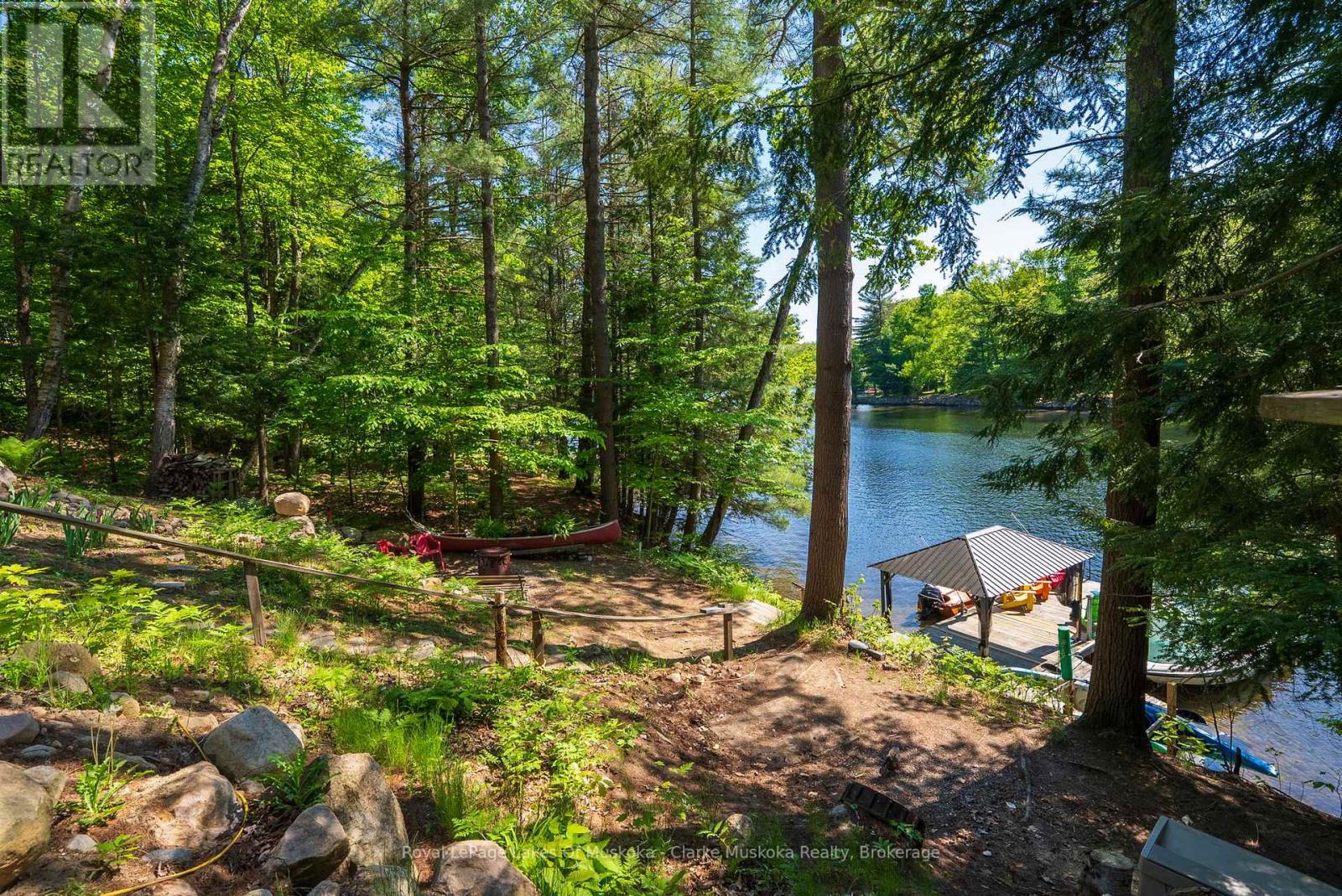 #5 1062 PENNWOOD ROAD - 32