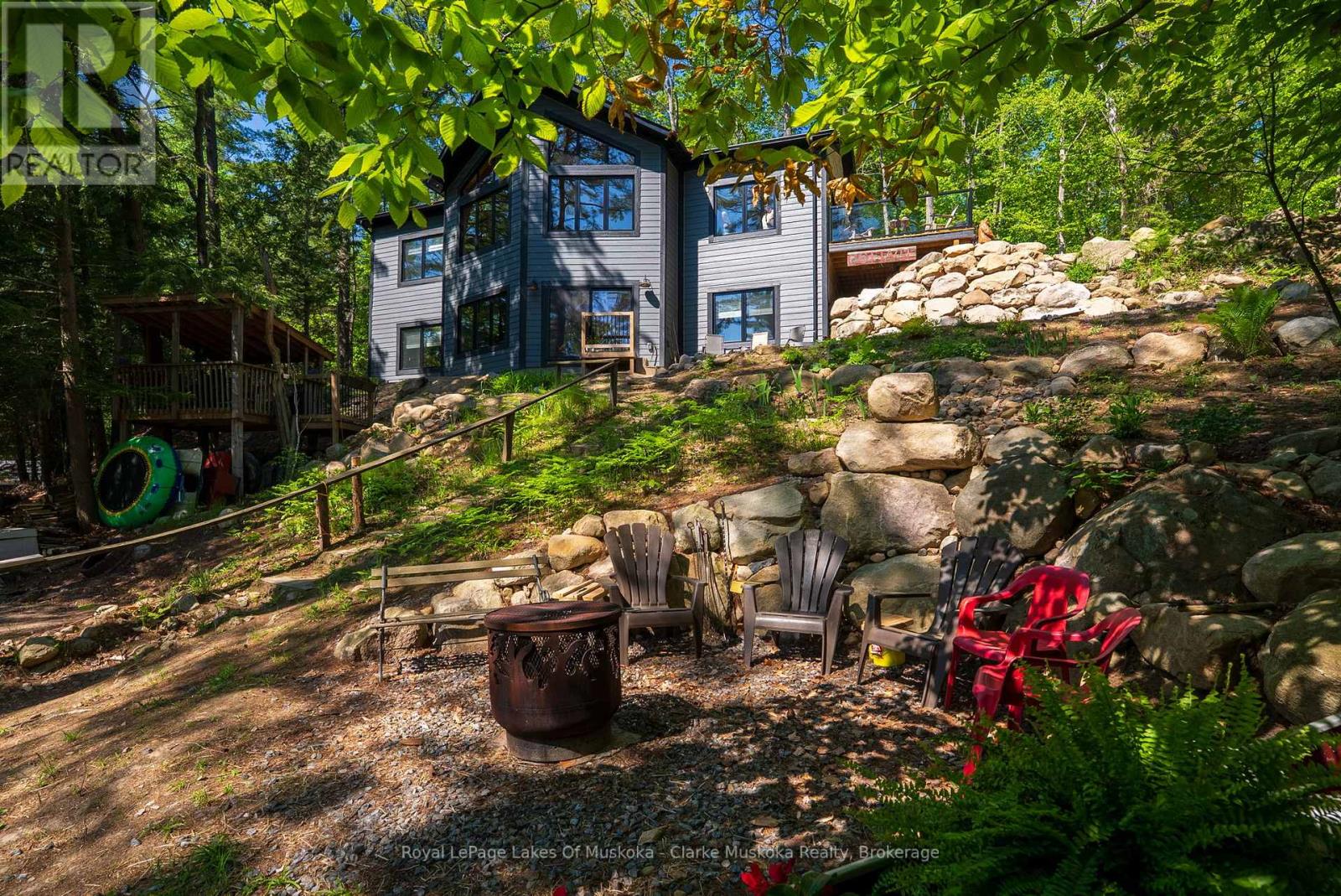 #5 1062 PENNWOOD ROAD - 4