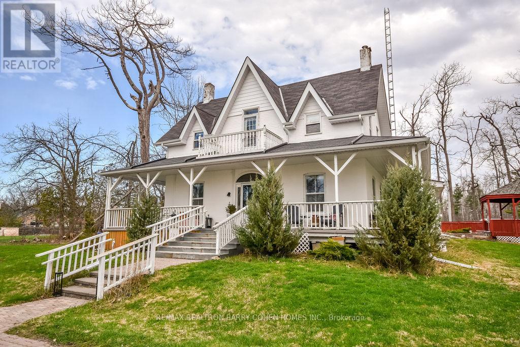 8 LAKESHORE ROAD E - 49