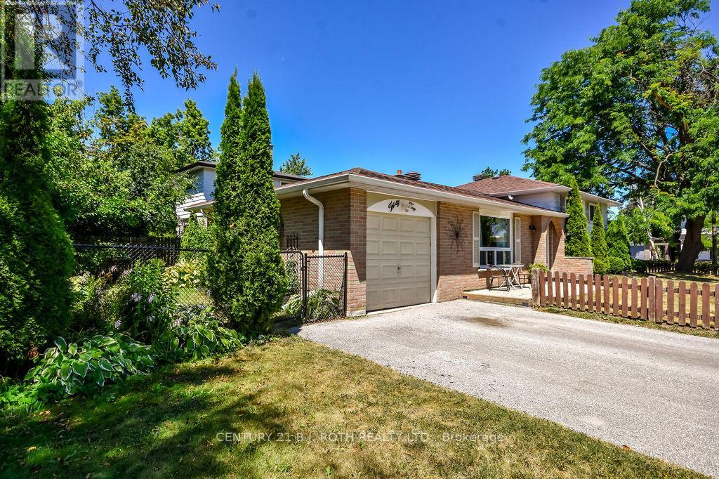 32 LONSDALE PLACE - 3