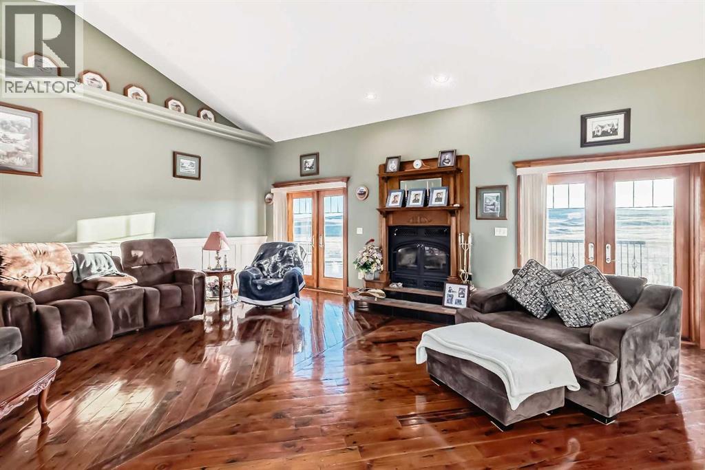 282041 Twp Rd 113 - 12