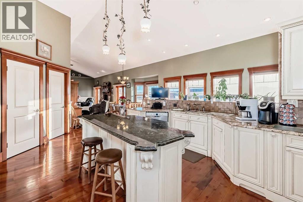 282041 Twp Rd 113 - 8