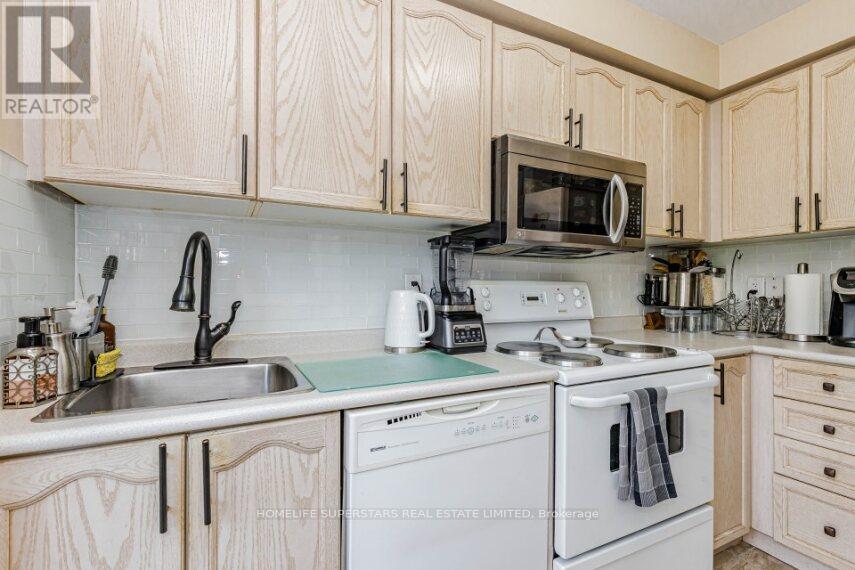 50 CULTURE CRESCENT - 16