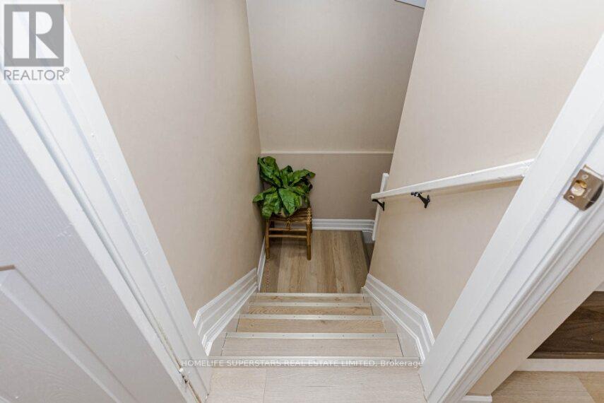 50 CULTURE CRESCENT - 26