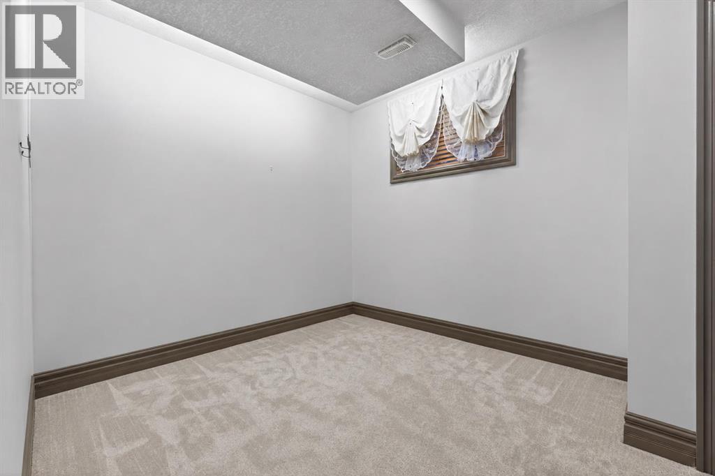 159 Discovery Ridge Way SW — photo 36