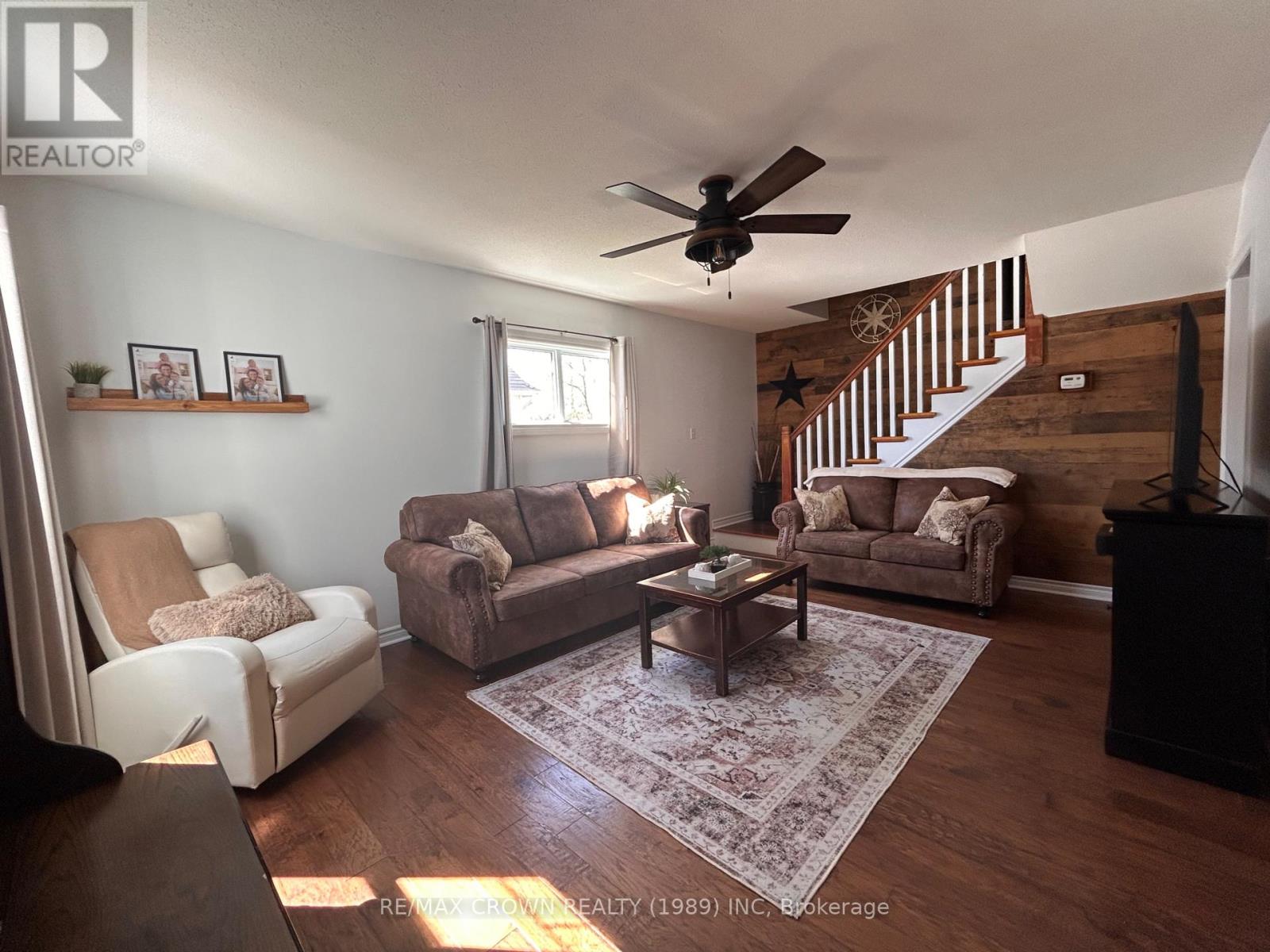 43 BOWMAN AVENUE - 14