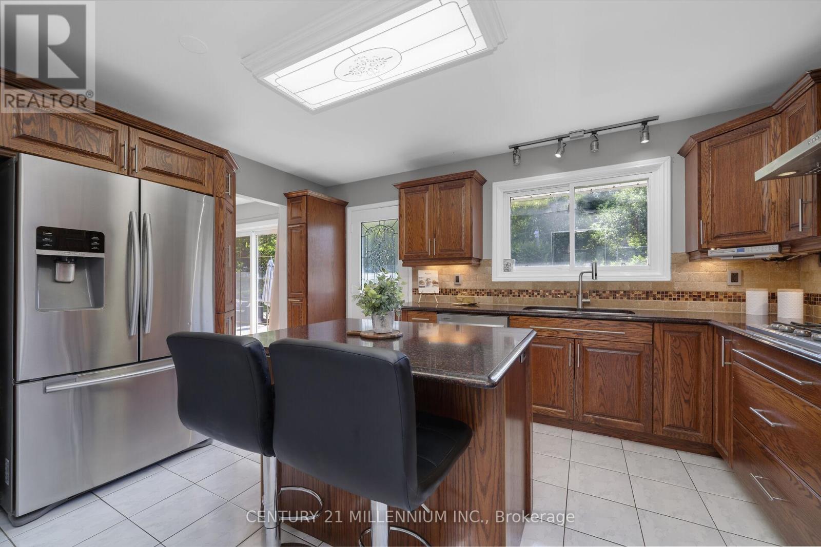 41 DOUGLAS CRESCENT - 15