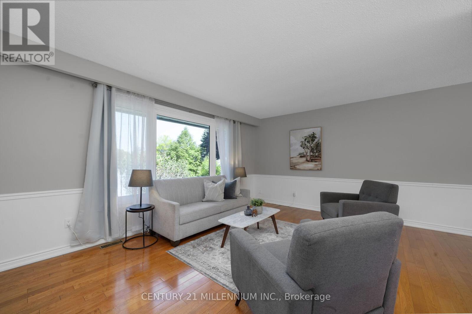 41 DOUGLAS CRESCENT - 8