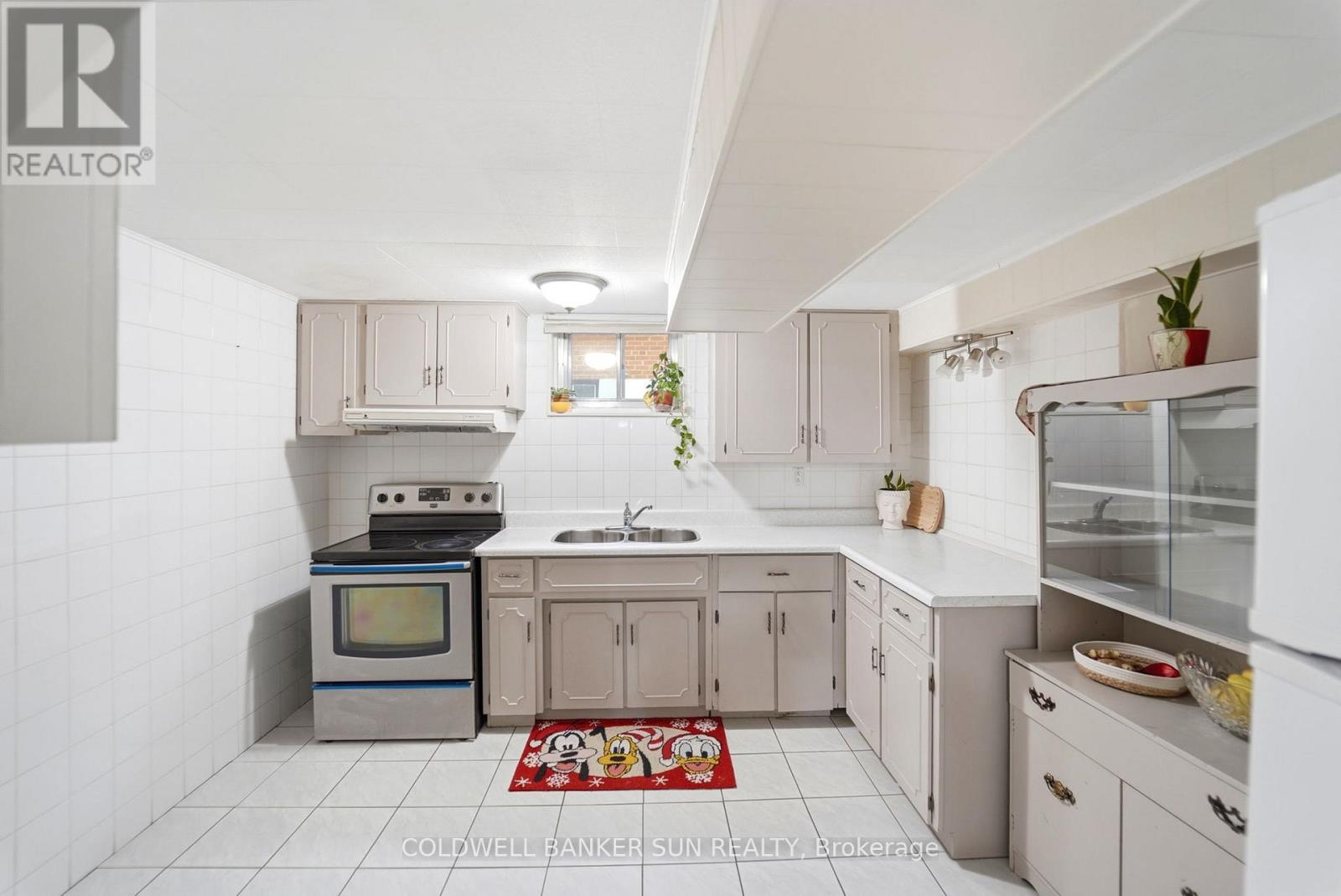 84 DUMBARTON STREET - 31