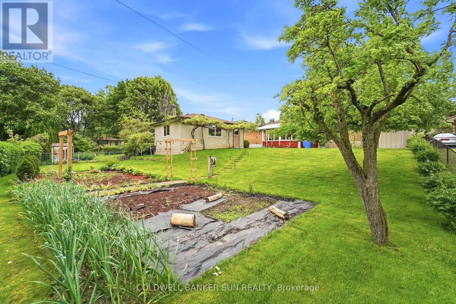 84 DUMBARTON STREET - 36
