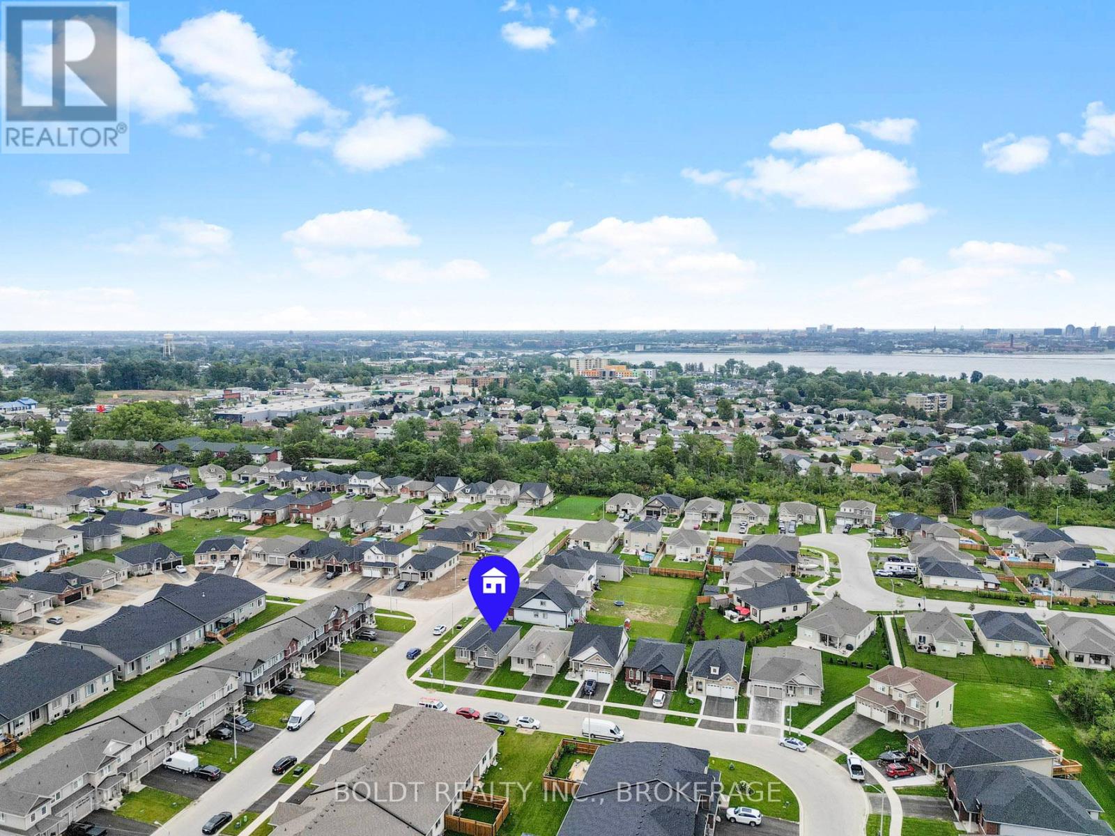 412 HUMMEL CRESCENT - 27