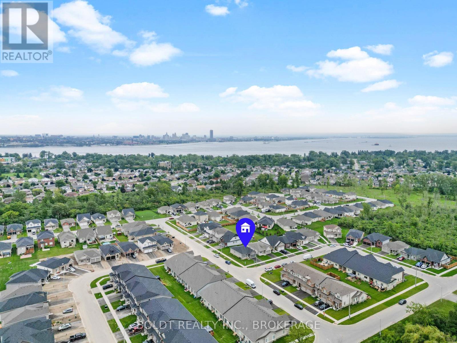 412 HUMMEL CRESCENT - 28