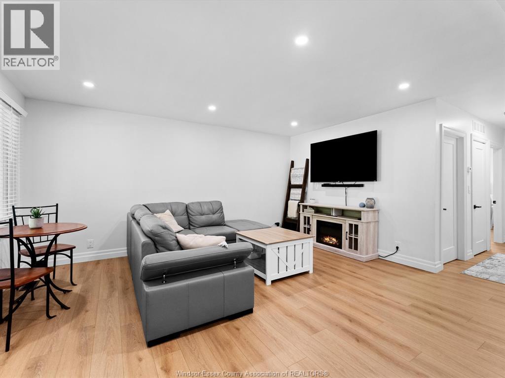 1733 Glendale - 6