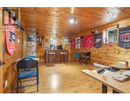 1 Greenwood Street East thumbnail 18
