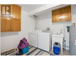 1 Greenwood Street East thumbnail 23
