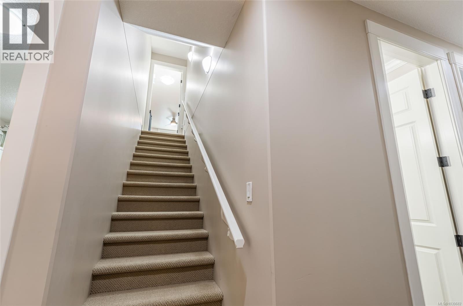 950 Rockland Pl - 30