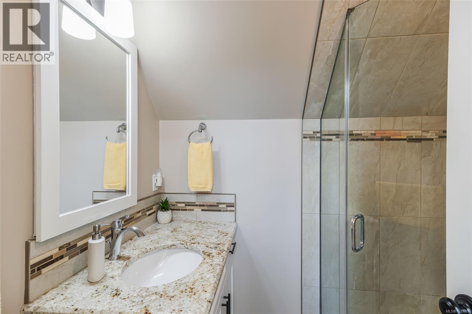 950 Rockland Pl - 32