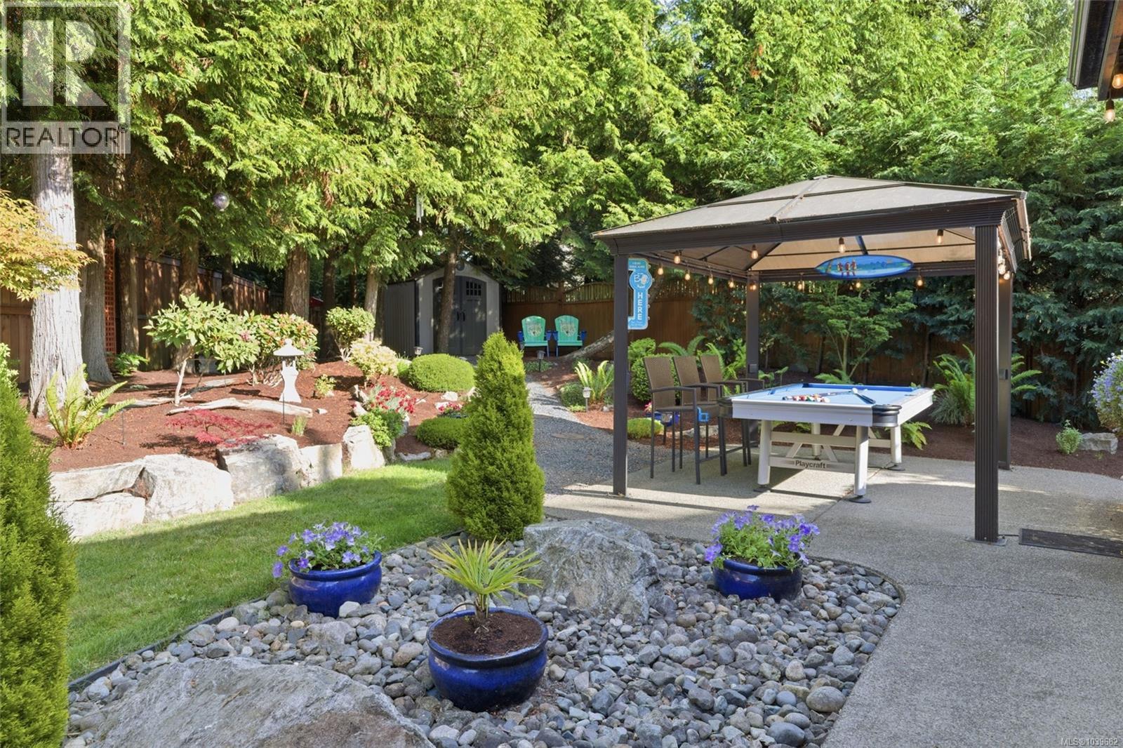 950 Rockland Pl - 34
