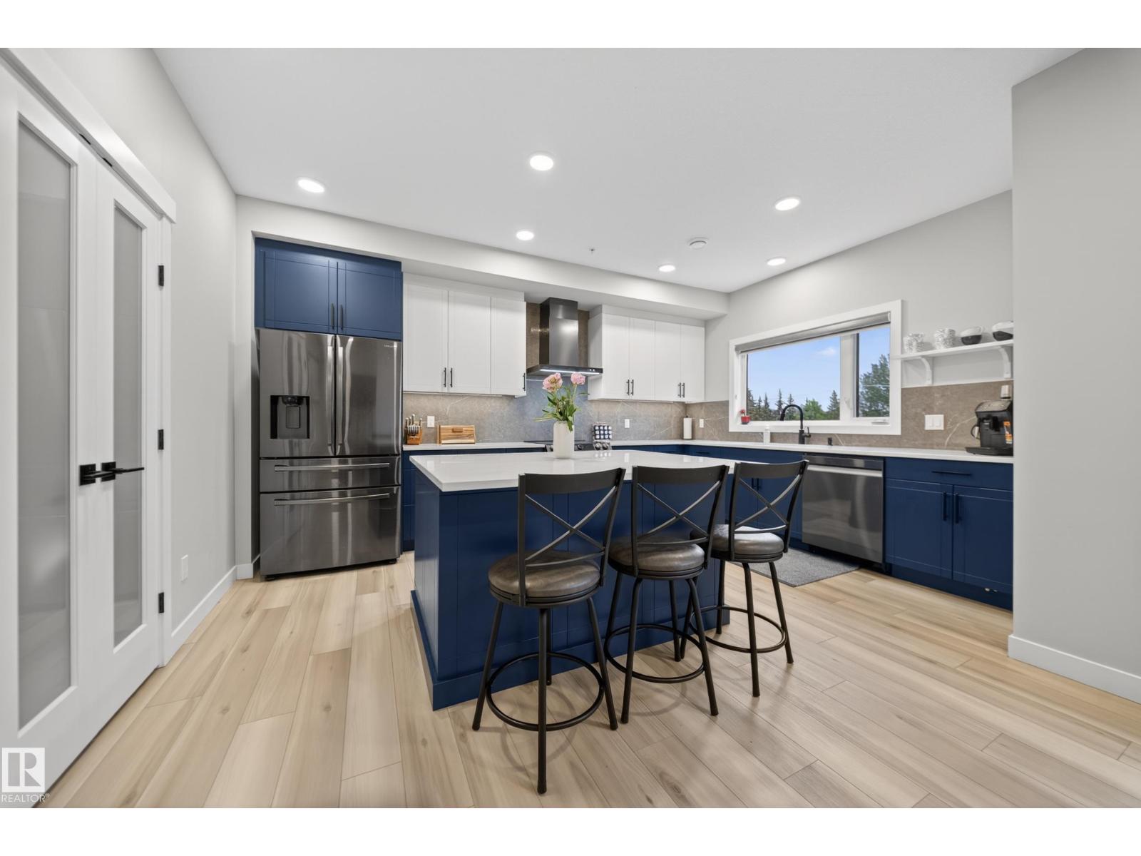 9747 101 ST NW - 16