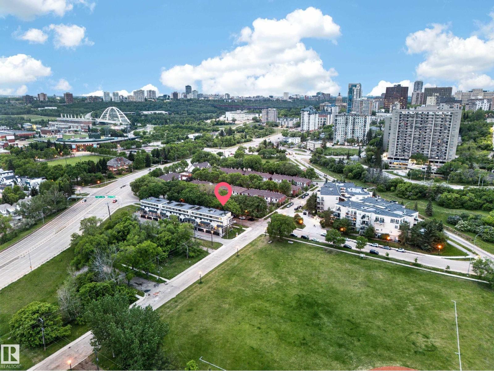 9747 101 ST NW - 5