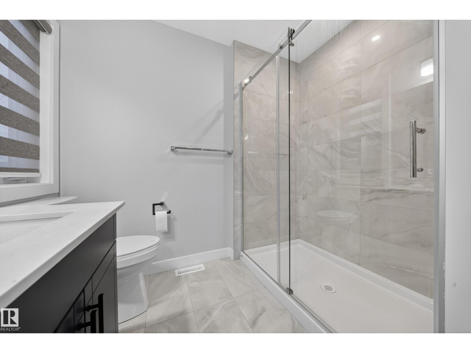 9747 101 ST NW - 54