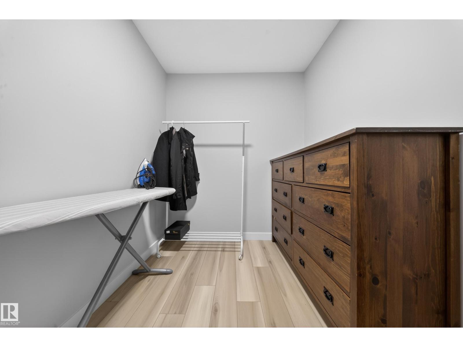 9747 101 ST NW - 55