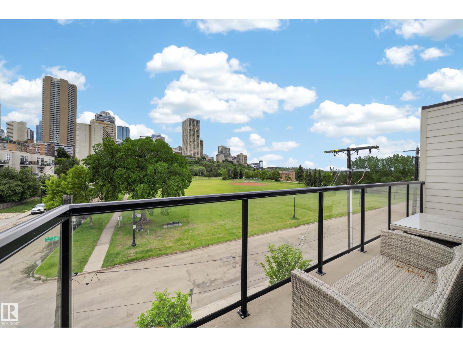 9747 101 ST NW - 58