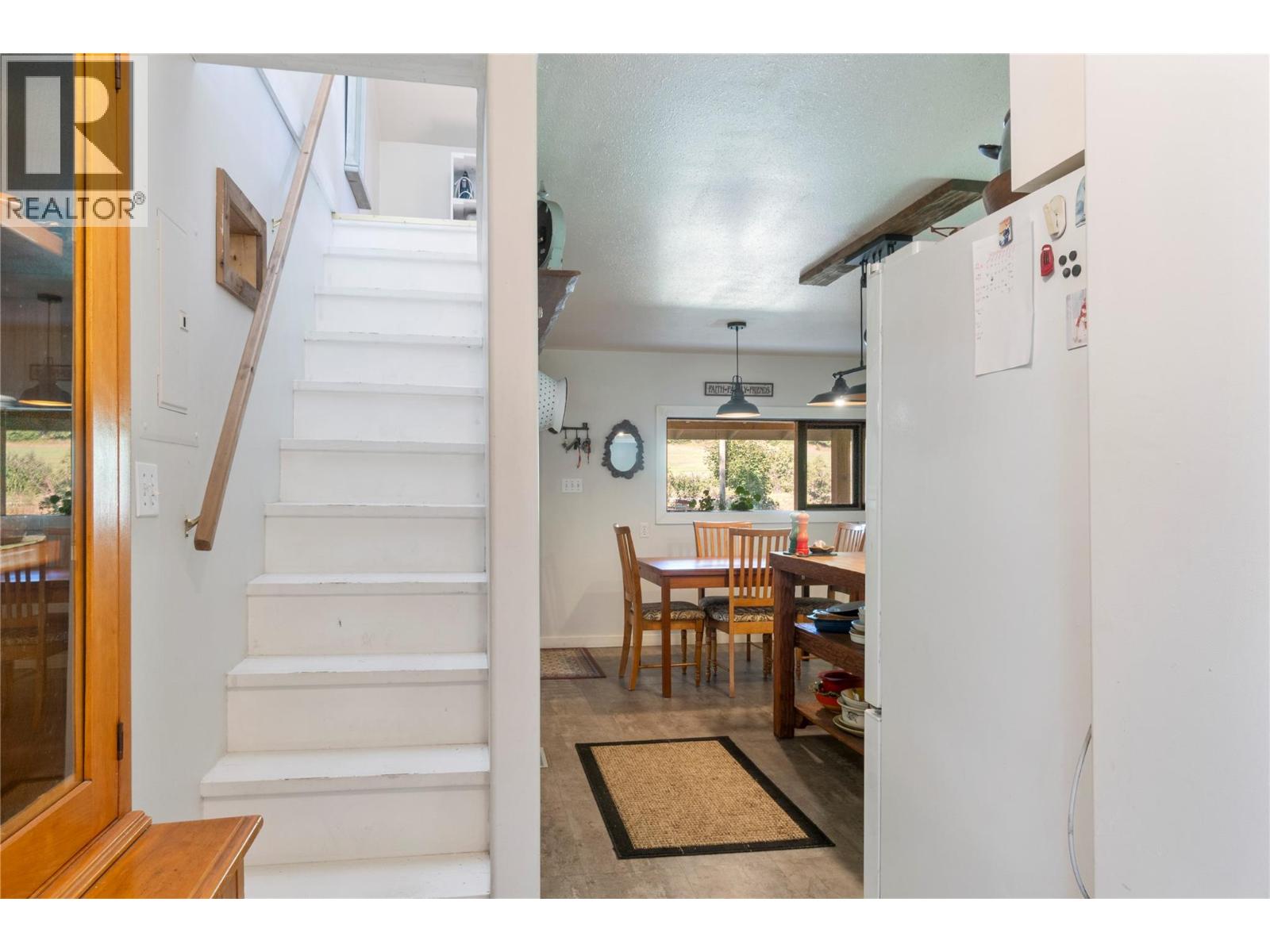  3590 50 Street Northeast, Salmon Arm
