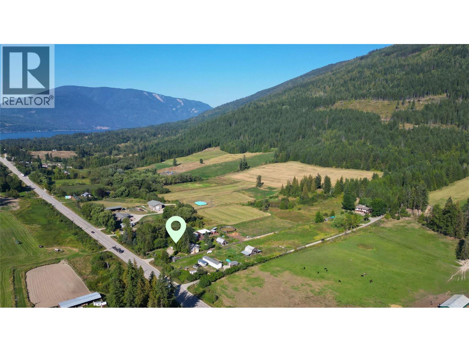  3590 50 Street Northeast, Salmon Arm
