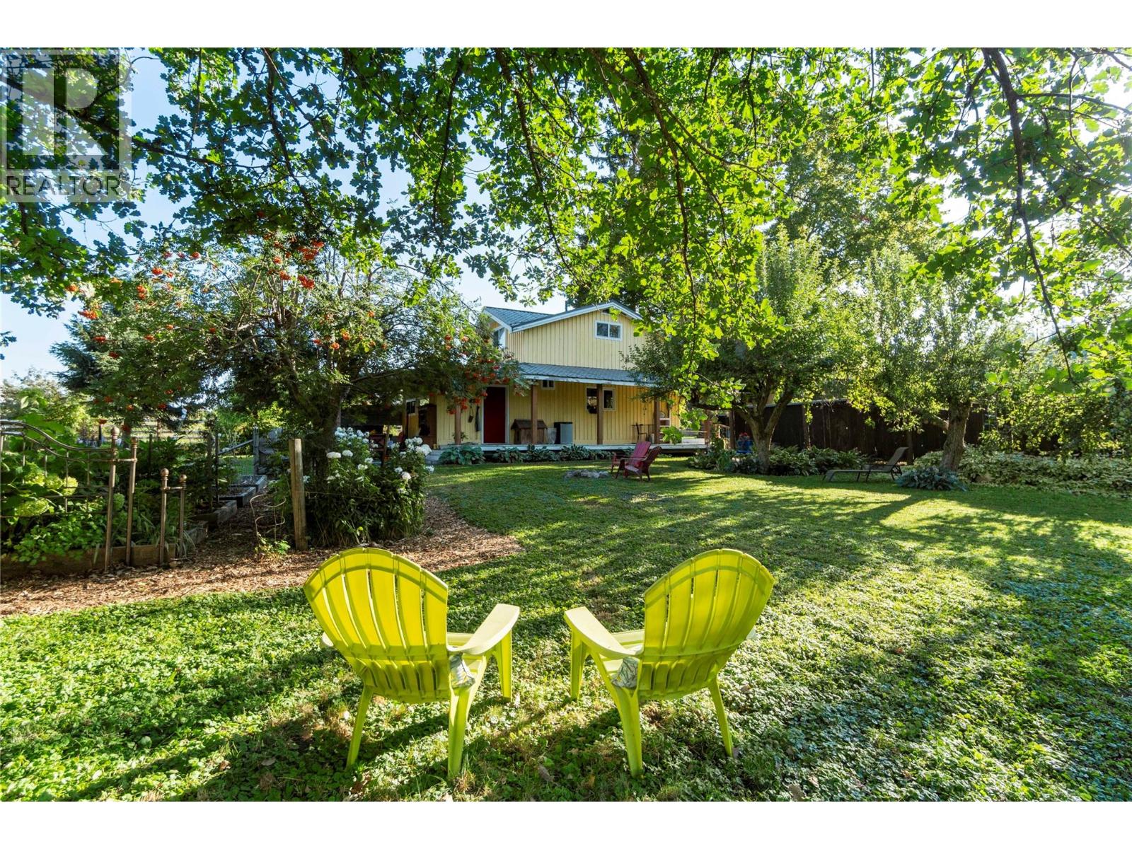  3590 50 Street Northeast, Salmon Arm