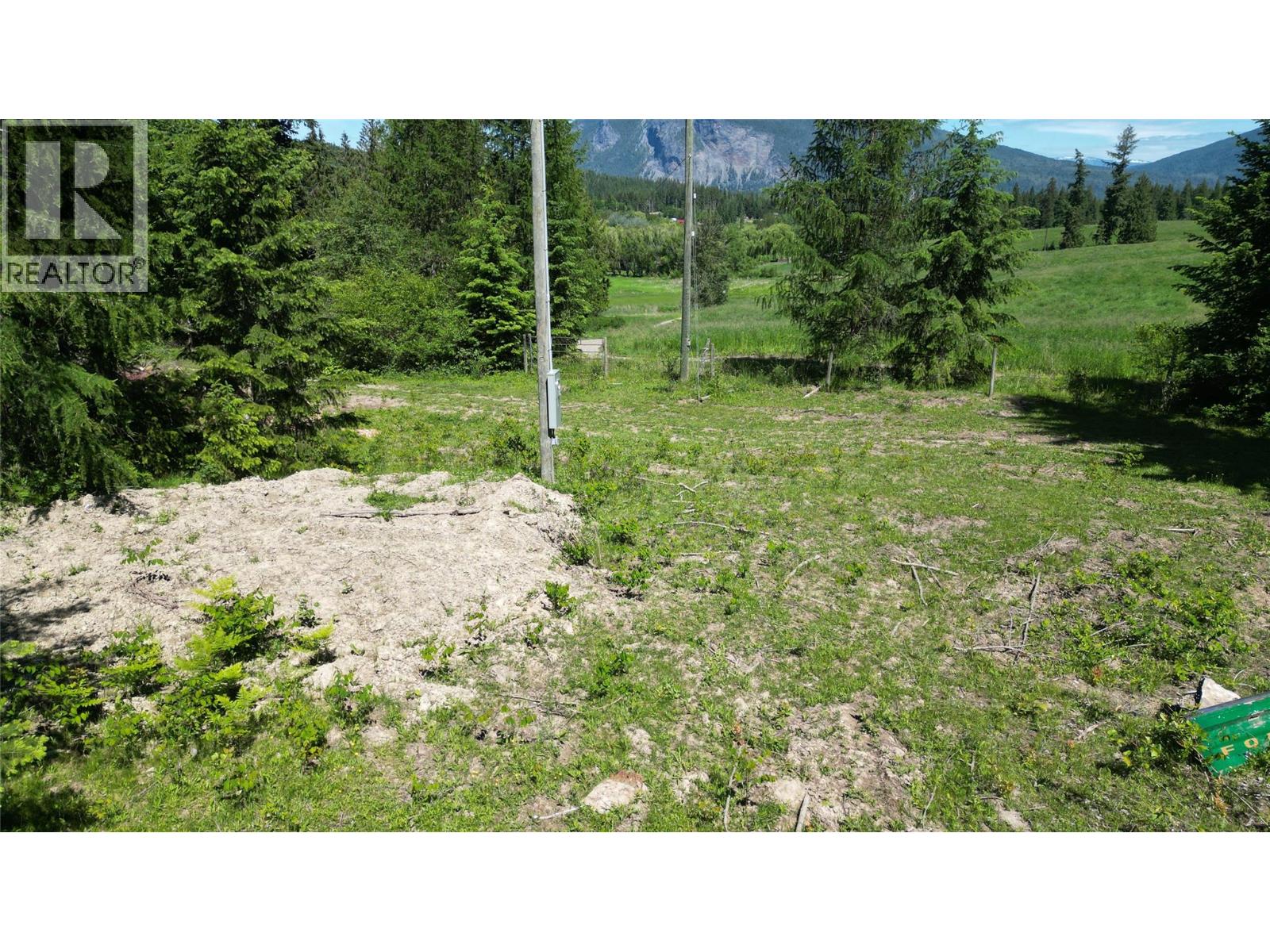  3590 50 Street Northeast, Salmon Arm