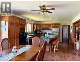 2 Parsons Road, Pelee Island, ON N0R1M0 Photo 10