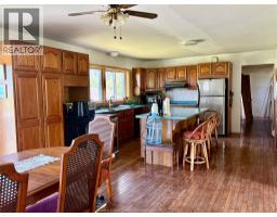 2 Parsons Road, Pelee Island, ON N0R1M0 Photo 11