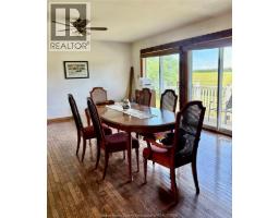 Kitchen/Dining room - 2 Parsons Road, Pelee Island, ON N0R1M0 Photo 9