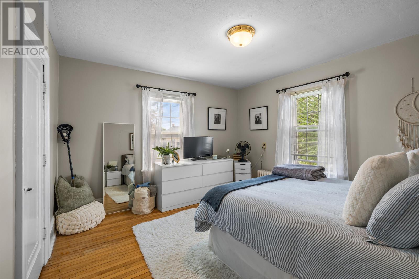 193 Granville Street - 15