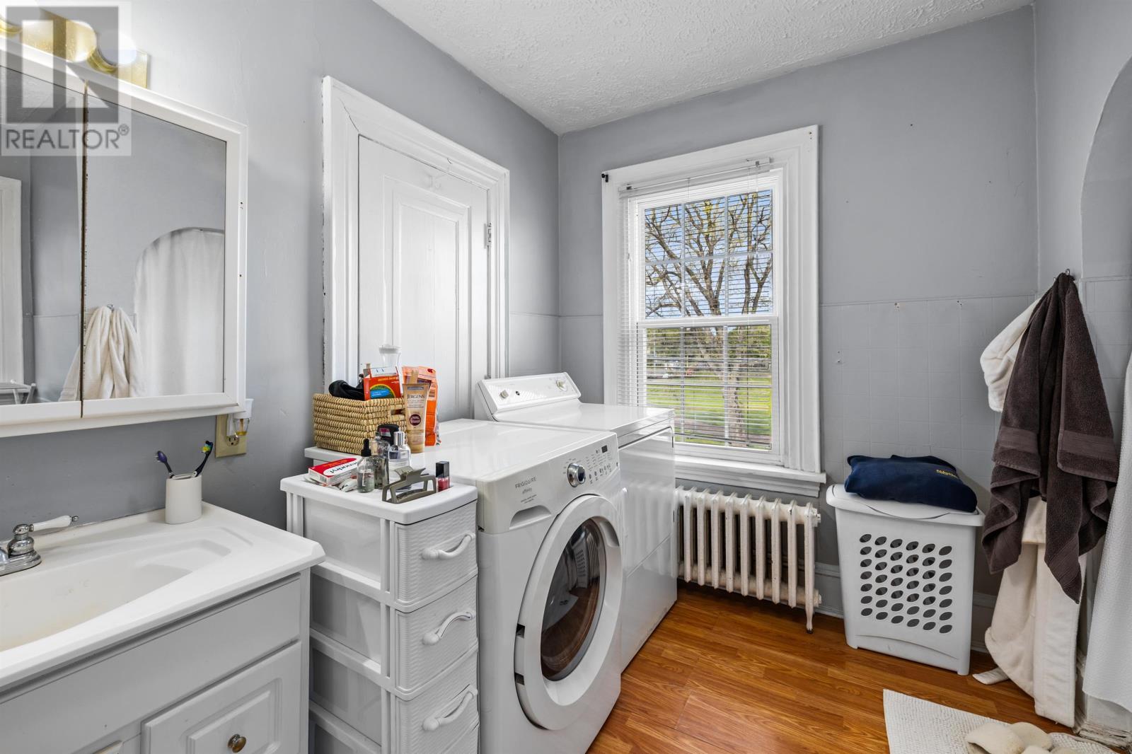 193 Granville Street - 18