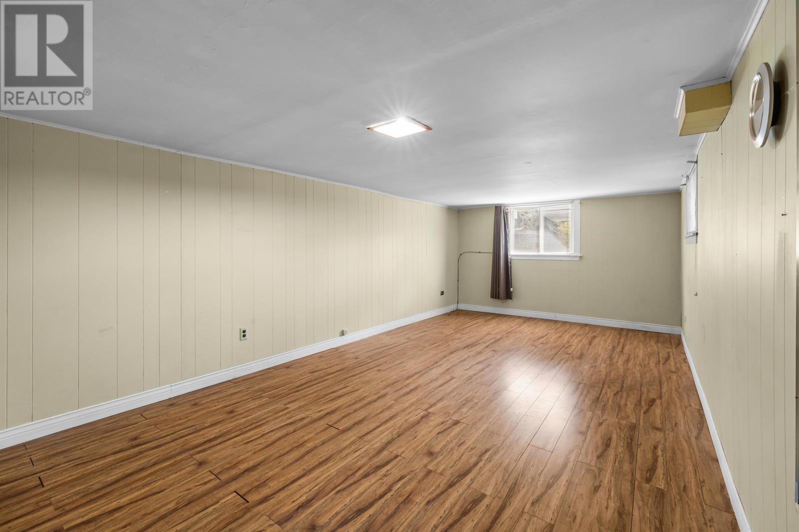 193 Granville Street - 32