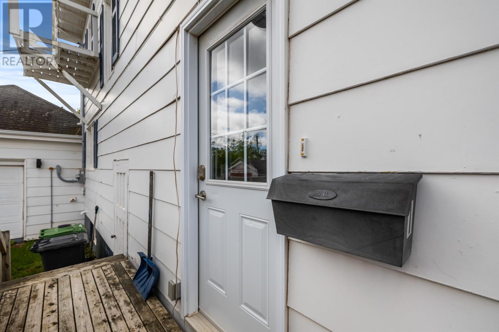 193 Granville Street - 34