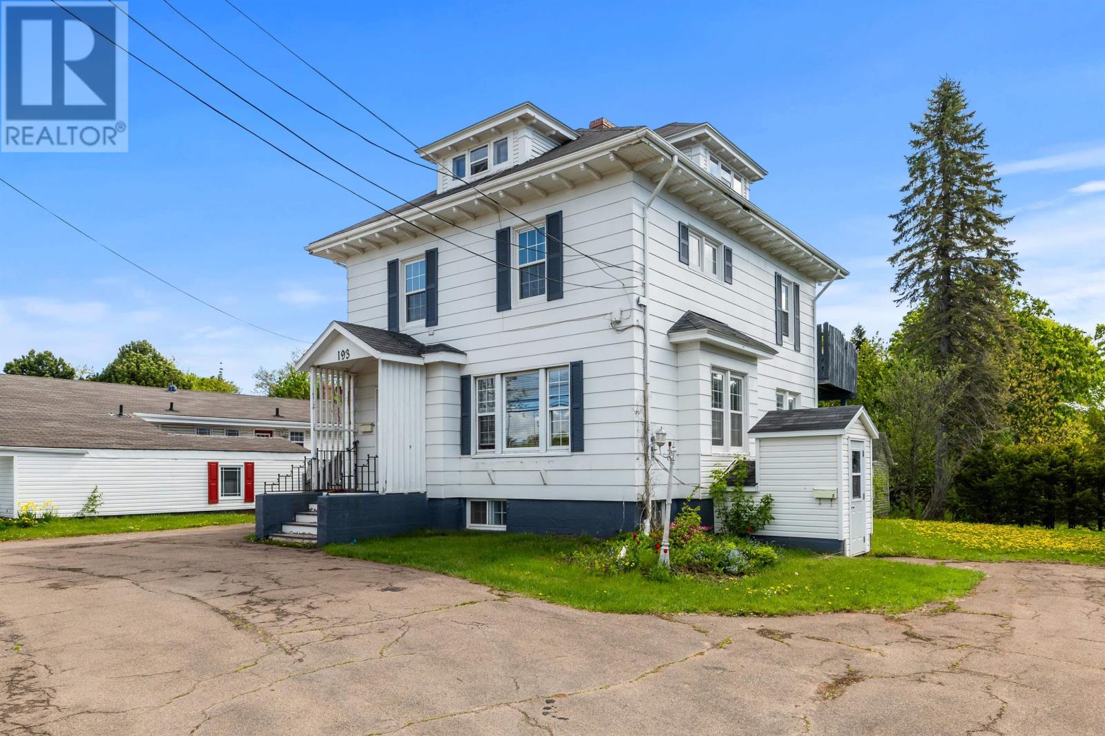193 Granville Street - 36